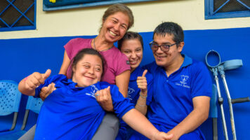 Entlang der Küste und durch die Berge zurück nach Ecuador
